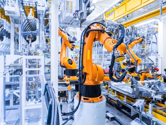 Automatyzacja linii produkcyjnych – przyszłość nowoczesnego przemysłu