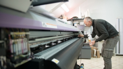 Nowoczesne technologie druku: rewolucja jakości produkcji materiałów
