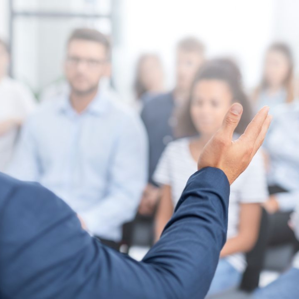 Trudne rozmowy z zespołem – jak CoachWise szkoli menedżerów z asertywności?