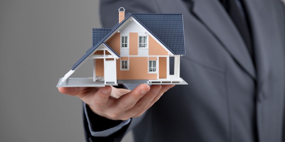 Commercial vs Residential Properties — Which Is More Profitable?
