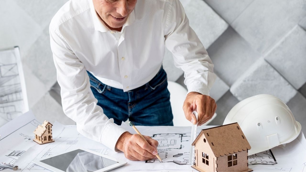 Cash vs mortgage: what’s better for real estate investors?