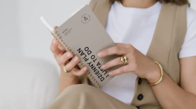 Organizacja biurka w Home Office 5 stylowych dodatków